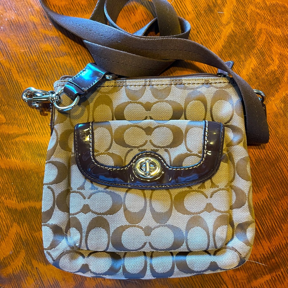 Coach crossbody brown tan
